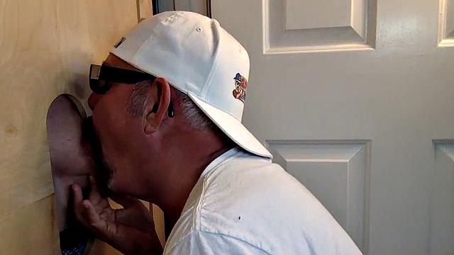 Watch as DILF Gloryhole gets her mature pussy pounded by two guys and takes their deepthroat load in glasses