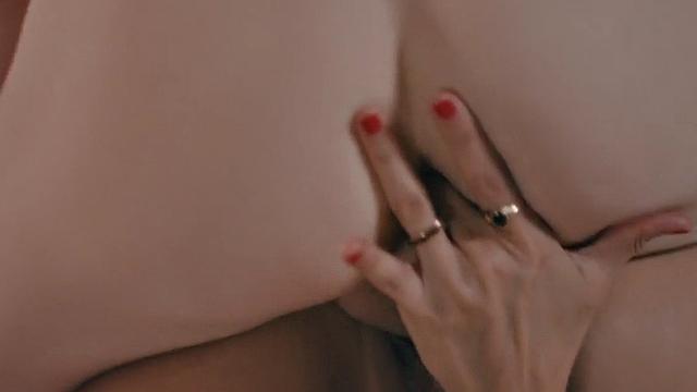 Trans dyke eats pussy before drilling girlfriend in threesome