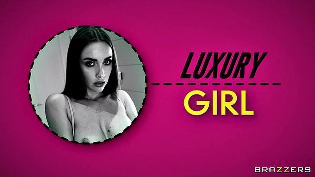 LuxuryGirl is Anal Cleaning