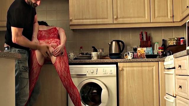 English mature whore anally disciplined before tasting cum