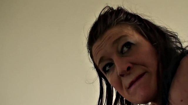 English mature whore anally disciplined before tasting cum