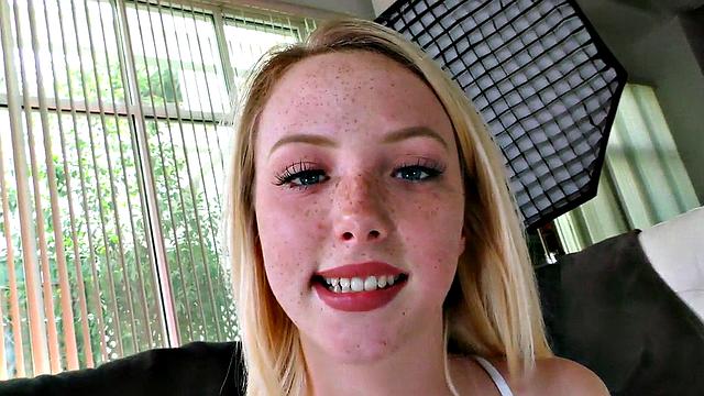 Deepthroating amateur babe sucks in closeup POV