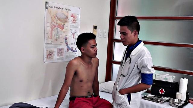 Asian gay fucked in anal by perverted Asian doctor