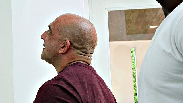 зрелая жена с аппетитной жопой берет bbc в анал при муже