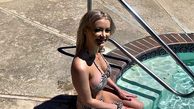 Linzee gives good service