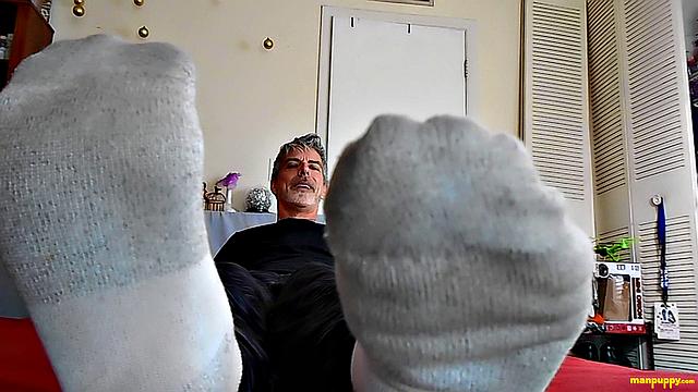 Одержим его огромными ступнями - Ричард Леннокс