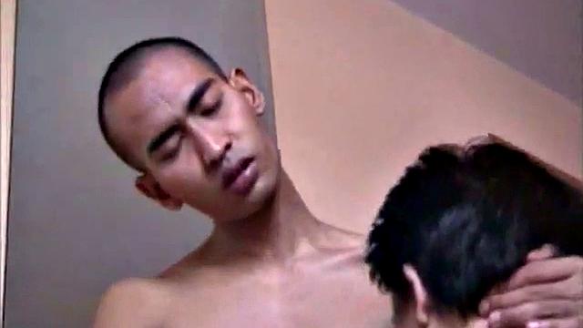 Horny Asian stud buttfucking lucky lover