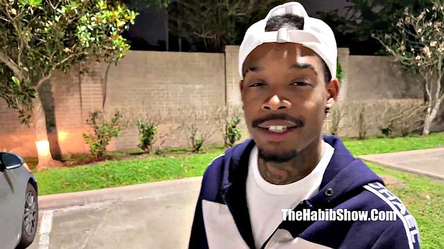 жопа из техаса, платок на башке - пора устроить движ на районе