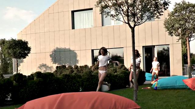 Outdoor petite dykes anal toying and pussy licking in 3some