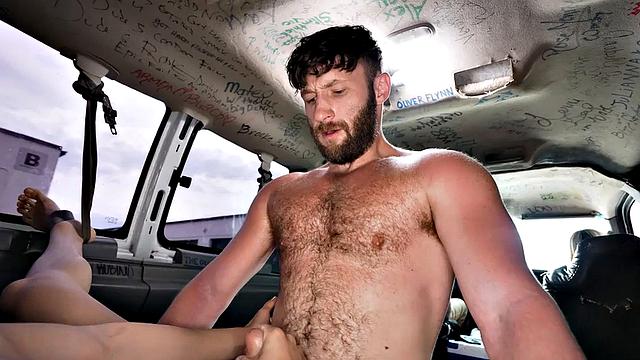 Str8 fooled guy pounded wildly in missionary in ass