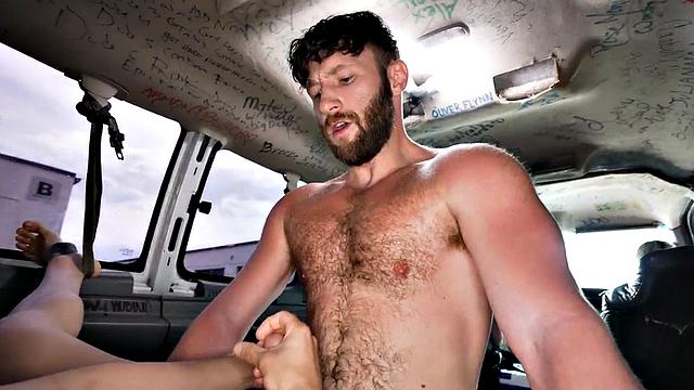 Str8 fooled guy pounded wildly in missionary in ass