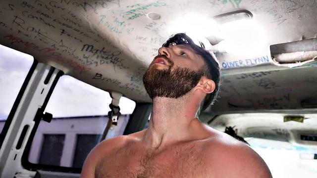 Str8 fooled guy pounded wildly in missionary in ass