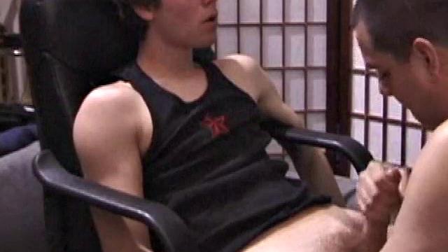 Jayden Gets His Dick Jacked