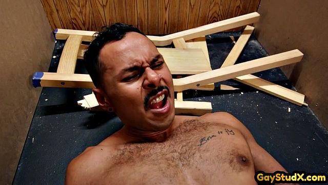 Crazy dom dude fucks sub in gloryhole