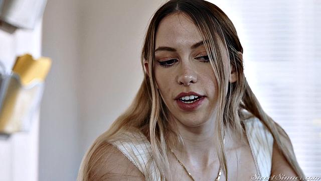 Горячая блондинка Khloe Kapri соблазняет женатого в отеле и трахается по полной с Ryan Driller, измена не по плану!