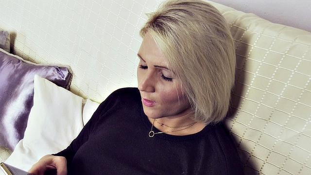 Tinder Date on Good Friday