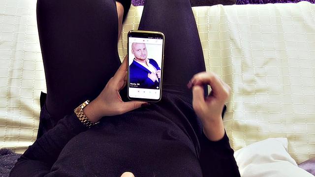 Tinder Date on Good Friday