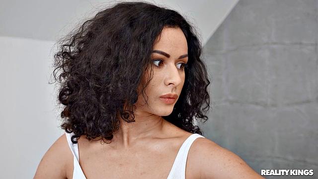 Busting On The Anal Thief