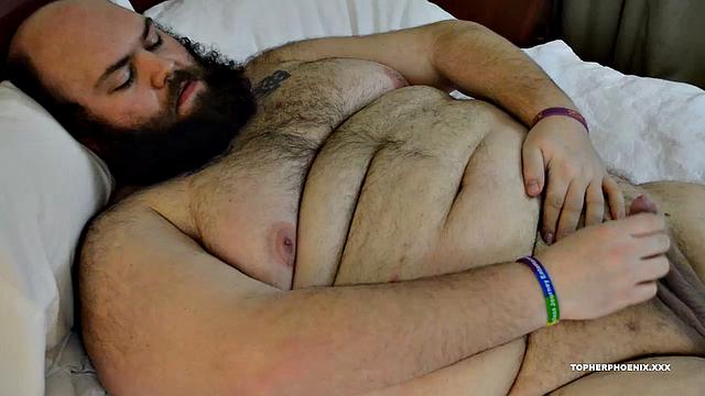 Until now, Pup Rubs has only been helping out from behind the camera, but that changes with this debut solo scene. Watch as he caresses his body, removes his tights, plays with his nips and cock and enjoys some sex toys.