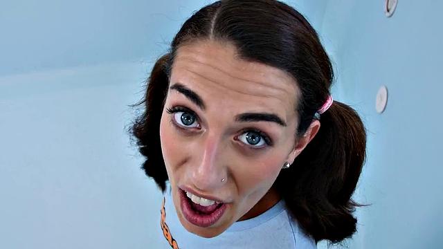 Petite babe fucking in interracial duo before sucking