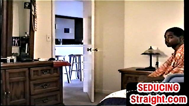 BBC straight guy gets cocksucked by gay