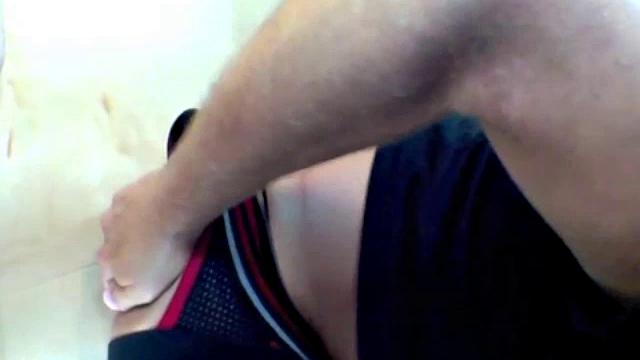 A Chocolate Visits Gloryhole and Cums