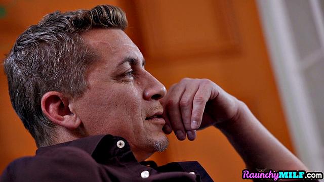 Big-titted horny cougar cockriding