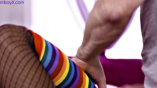 Afroboi giving head to white guy