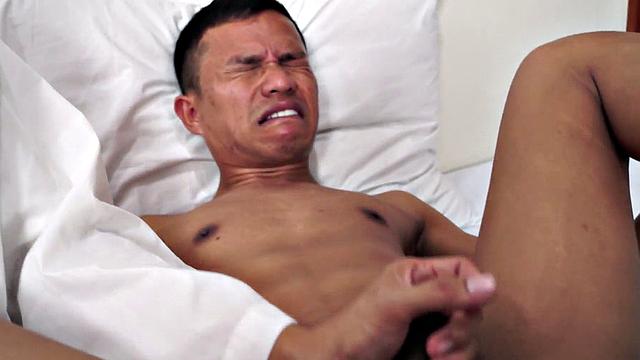 Assravaged asian patient with two doctors