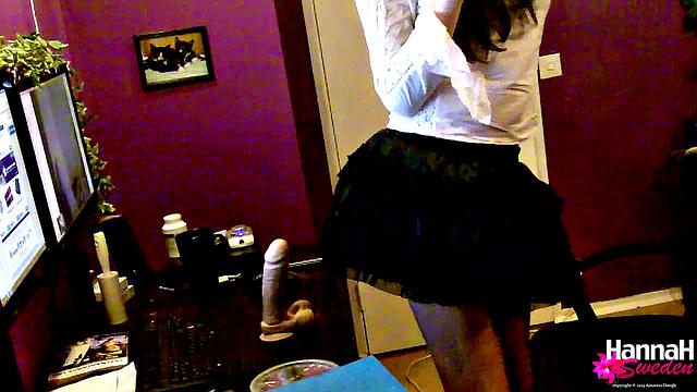 Hannah Sweden webcam show