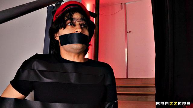 Sneaky Bellhop Cock Pussy Swap