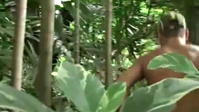 Antonio Bello and Samuel Jacques are enjoying their suck session. Antonio then fucks Samuel and sprays him with warm Latin cum.