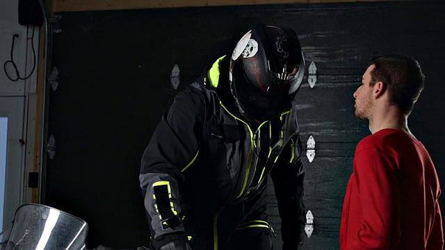 Tattooed hunk fucks nympho in asshole doggystyle