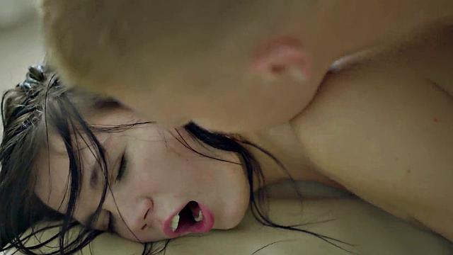 slutty teen Anna gets fucked in the massage room