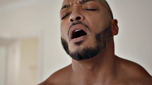 Curvy ts barebacked in interracial after sucking cock