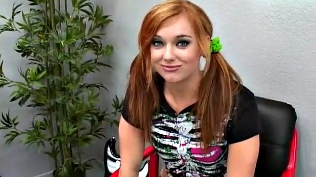 Rocker teen takes dick deep in wet pussy