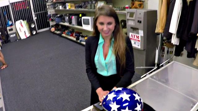 Curvy pawnshop babe gets tight pussy POV fucked