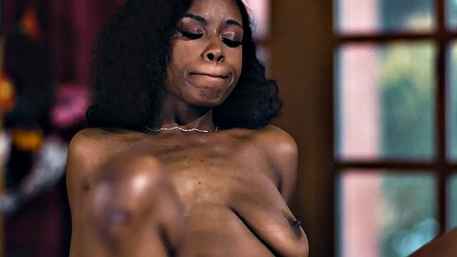 Massaging ebony seduces boss in meeting room