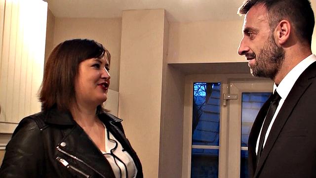 SubSlut Laura Louise: "My Cunt Loves Your Cock!"