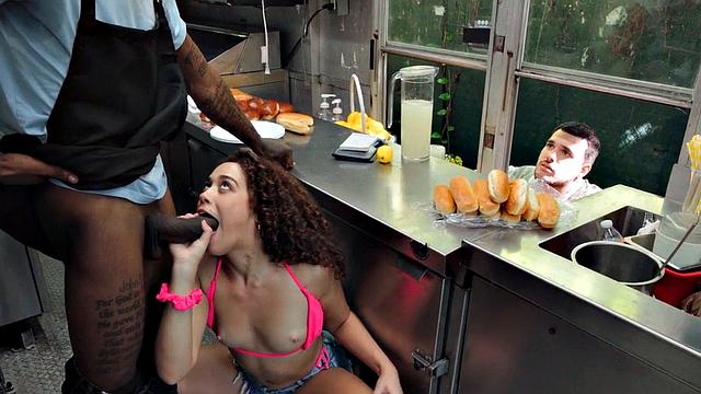 Big booty slut loves sucking black dick beofre hardcore fucking