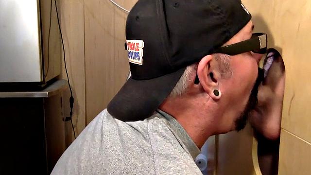 Gray DILF sucks and gloryhole until spermed