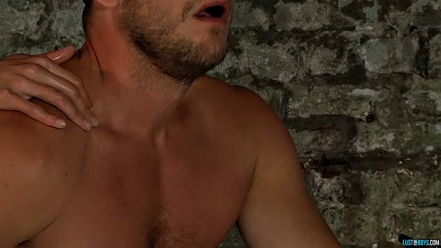 Married Man Wants Cock! - Titus Snow &amp;amp; Hans Berlin