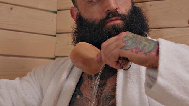 Tattooed jock barebacks sauna twink in tiny asshole