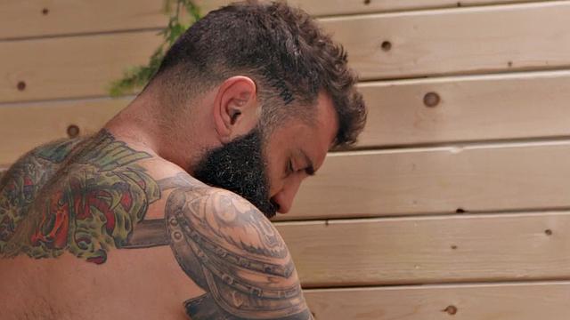 Tattooed jock barebacks sauna twink in tiny asshole