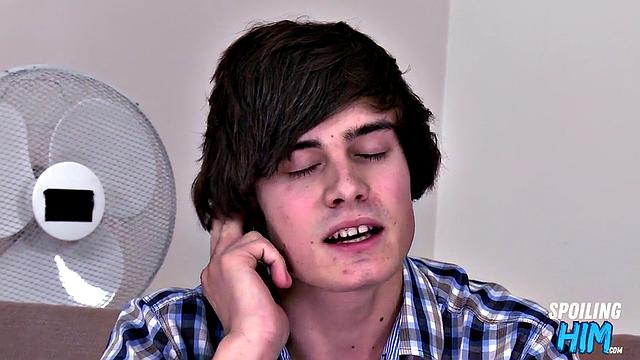 Handsome stud enjoys sucking cock