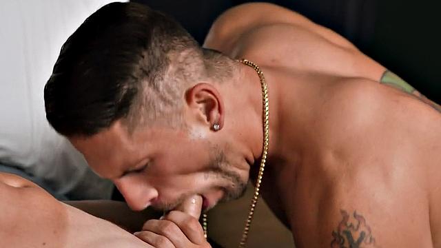 Str8 gay pounded by perverted in tight anal hole