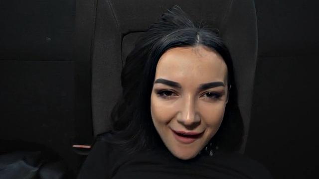 Busty taxi driver spreads pussy for lucky customer