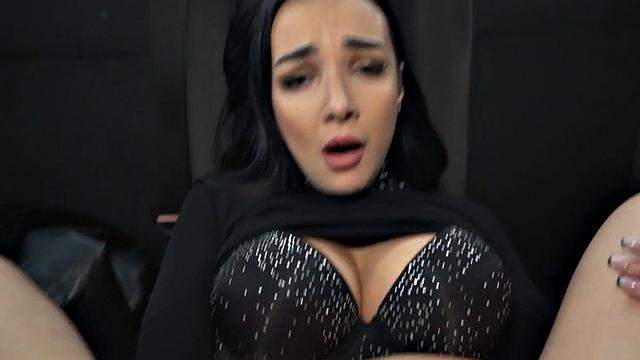 Busty taxi driver spreads pussy for lucky customer