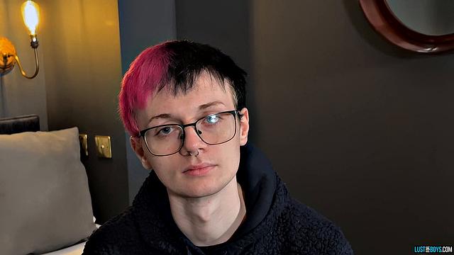 Худого парня полностью используют - Часть 1 - Кай Кросс, Феликс Ханан, Митч Шиф, Себастьян Кейн