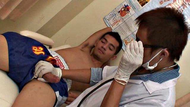 Bottom Asian drilled in anal hole in missionary